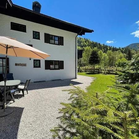 Forsthaus *